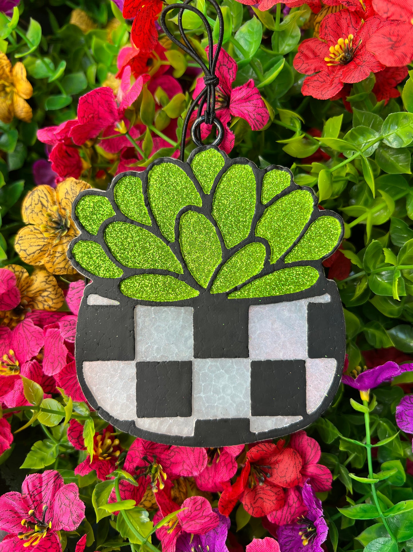 🪴Checkered Print Plant🪴